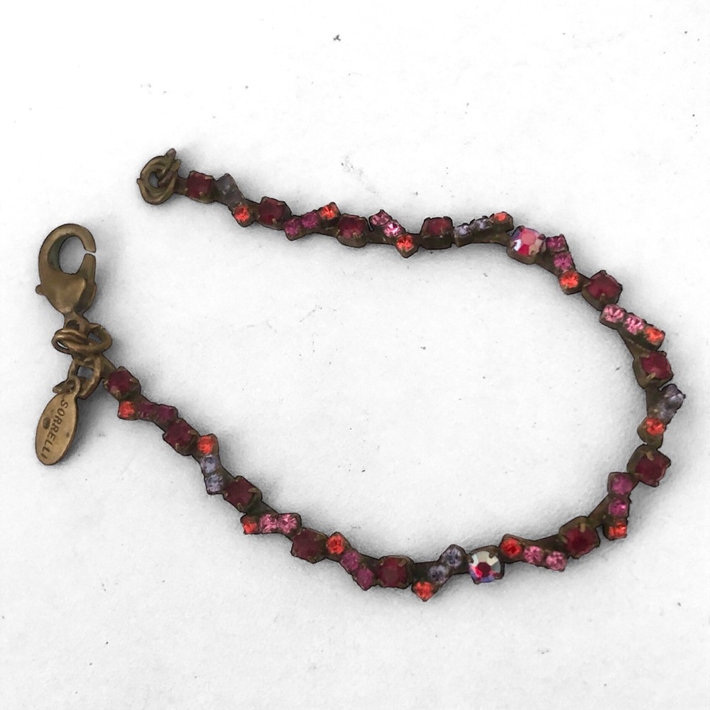 Dainty Sorrelli Crystal Pink-Hued Bracelet
